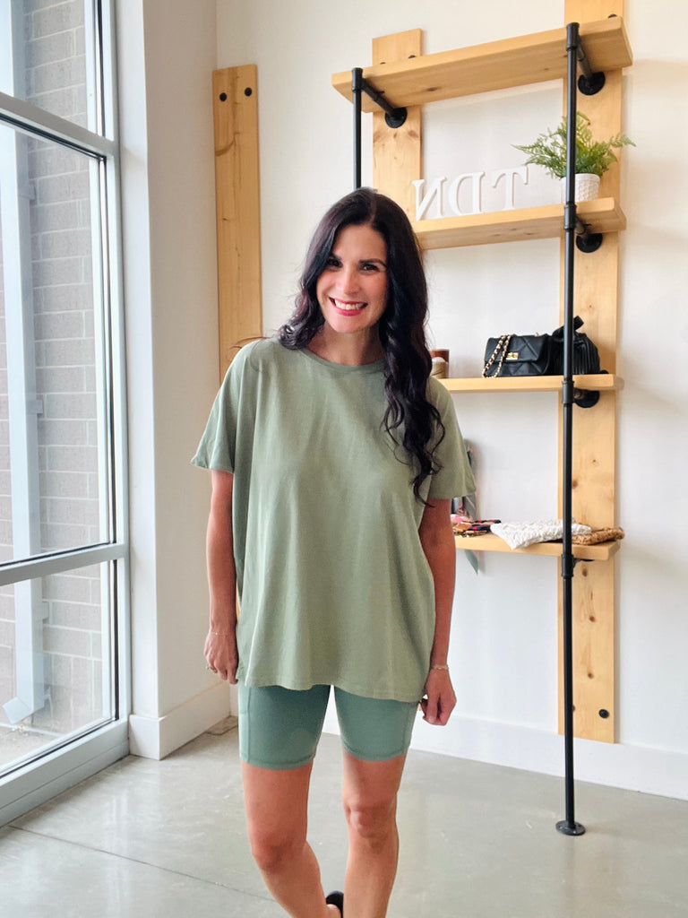 Venice Cloud Light Sculpt Biker Shorts: MOSS