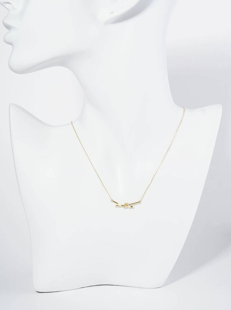 18K Gold Dipped 1 Inch Brass Knot Pendant Necklace: Gold