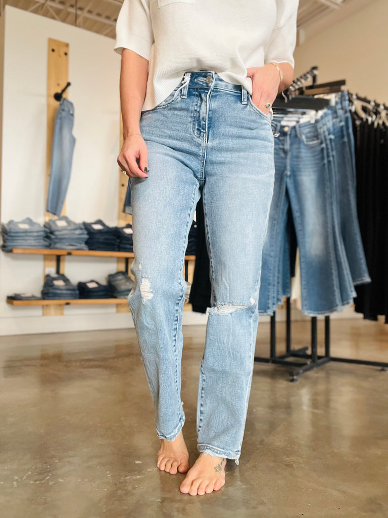 Vervet High Rise Ankle Straight