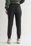 Essential Athleisure Joggers: Black