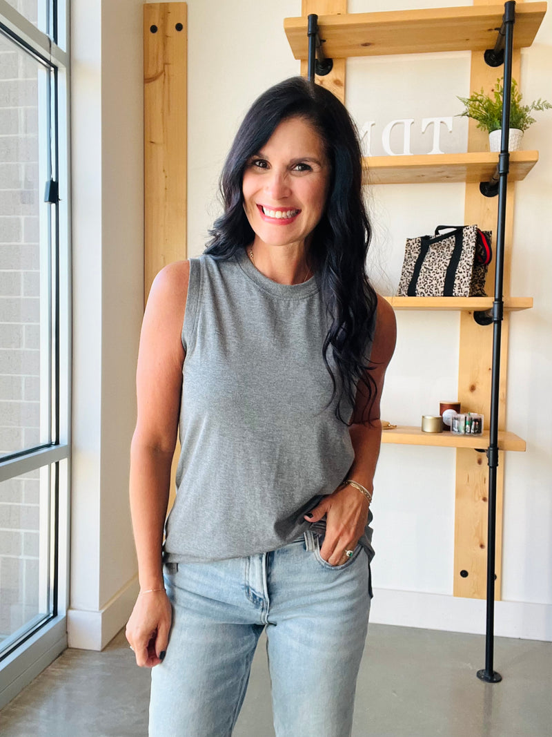 Notched Sleeveless Tank - Heather Gray
