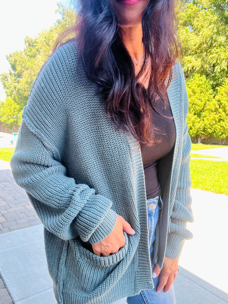Chunky Ribbed Raw Seam Cardi - Emerald Blue