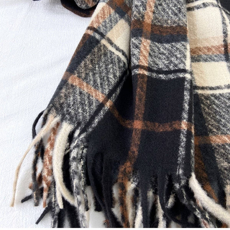 PLAID SHAWL TASSEL NECK SCARF Black