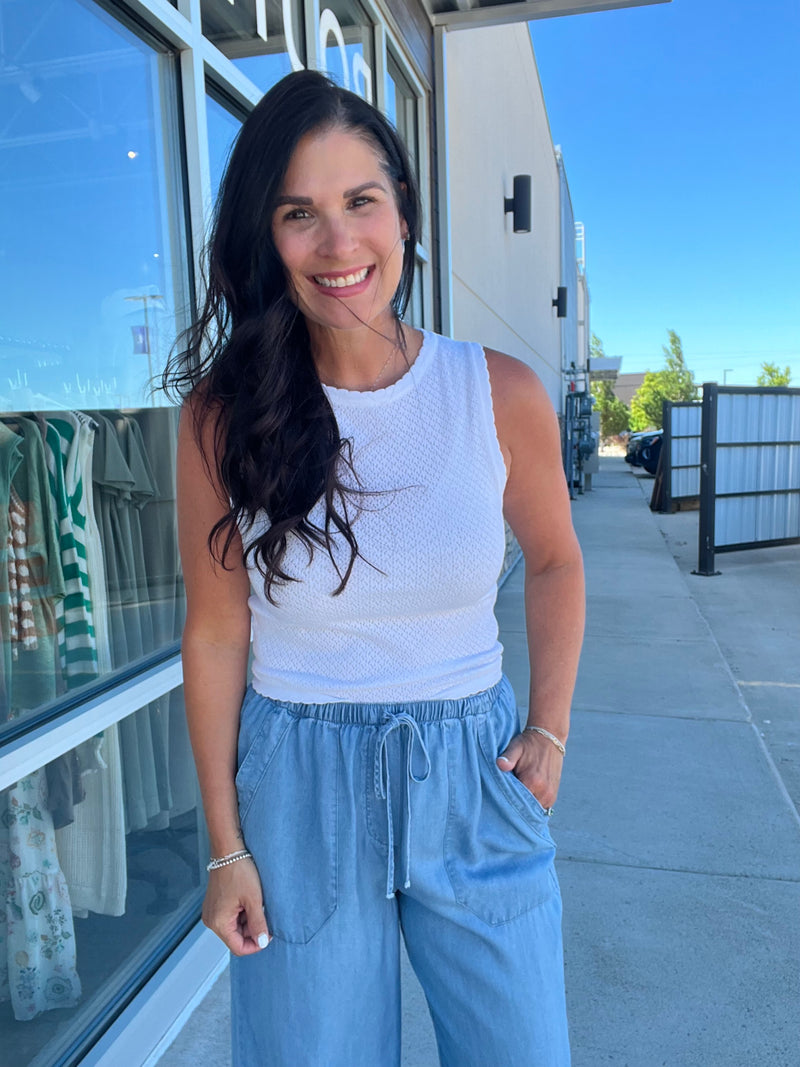 Pointell and Scallop Tank