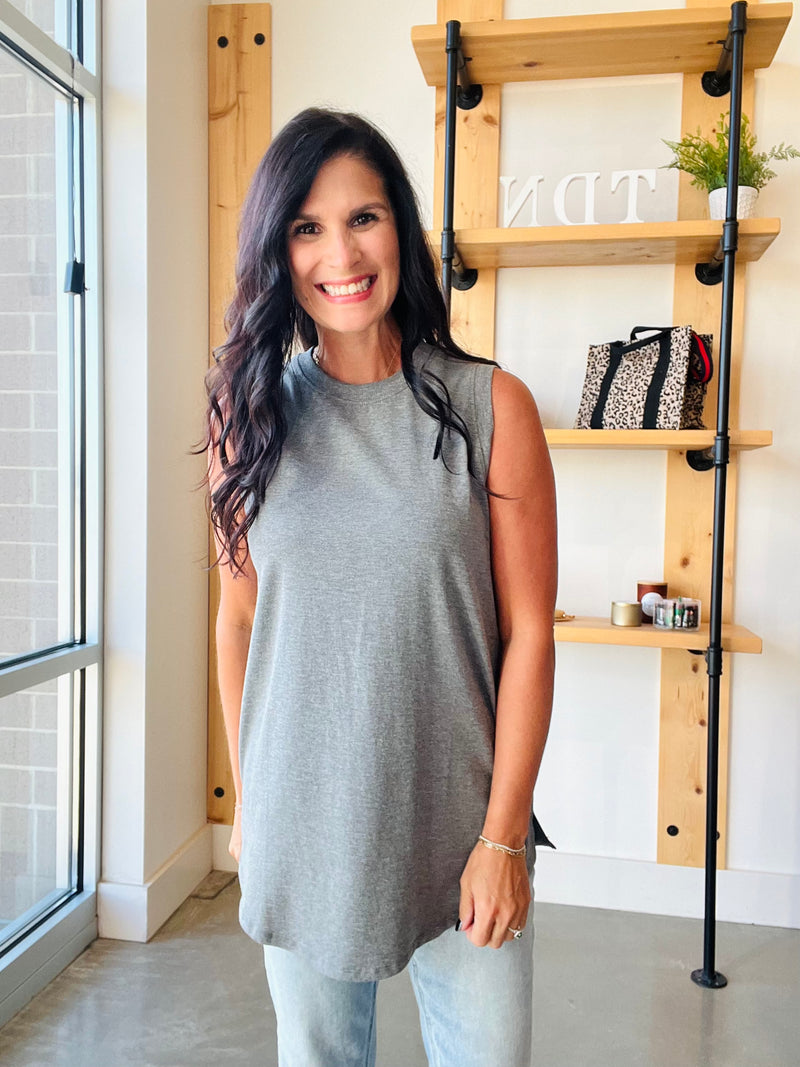 Notched Sleeveless Tank - Heather Gray