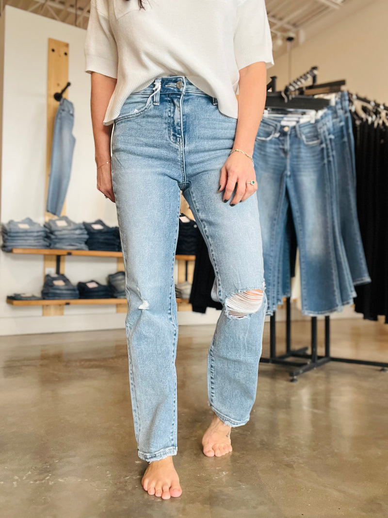 Vervet High Rise Ankle Straight