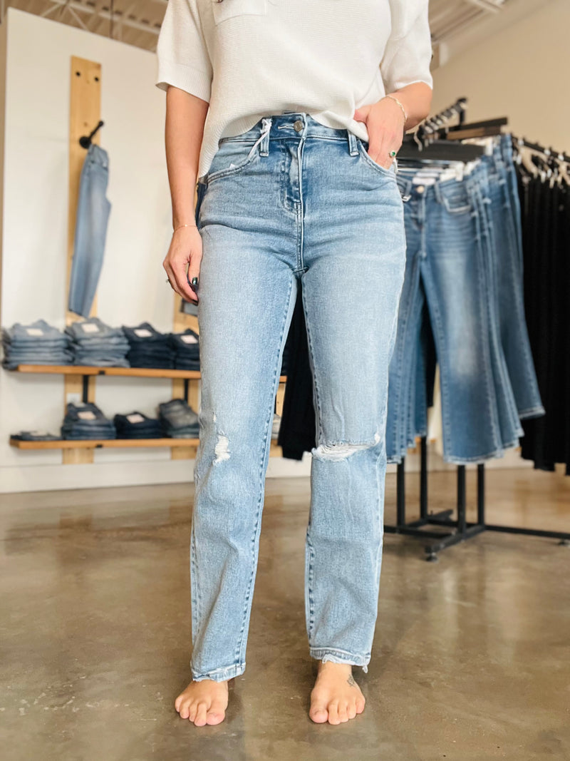 Vervet High Rise Ankle Straight