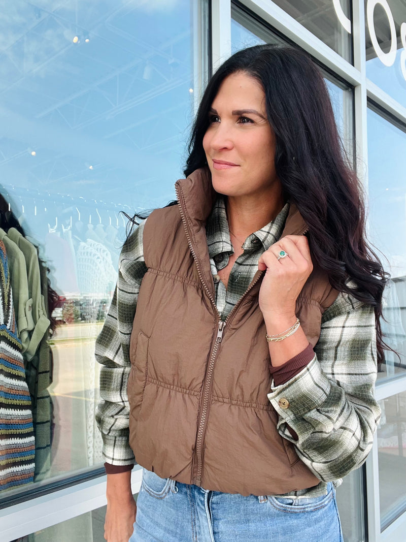 Cropped Puffer Vest - Mocha