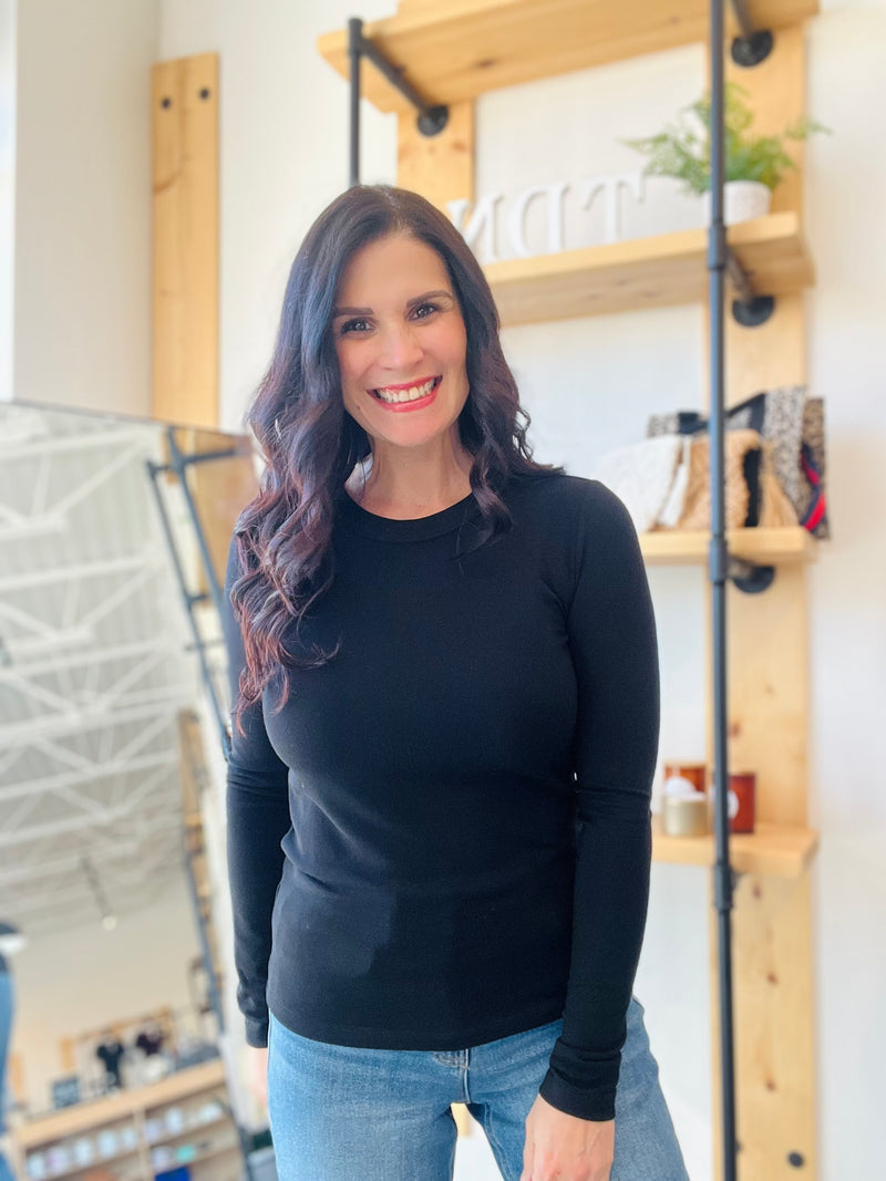 Round Neck Long Sleeve Top in Black
