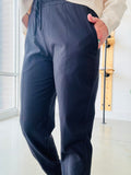 Essential Athleisure Joggers: Black