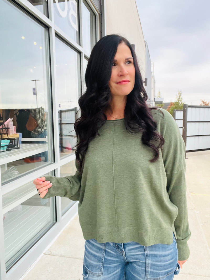 Front Seam Round Neck Pullover - Heather Moss