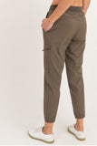 Essential Utility Active Joggers - Olive